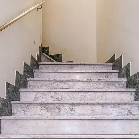 Enjoy - Mansarda Nel Cuore Di Apartmán